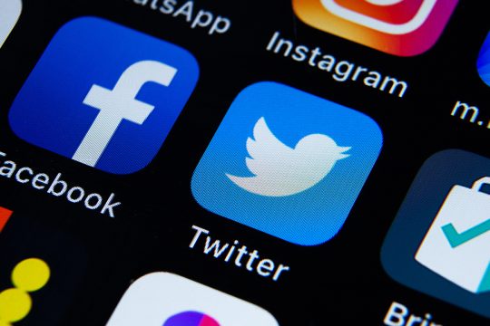 facebook twitter